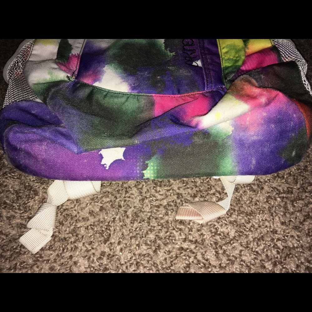 Dakine Backpack - Picture 3 of 5